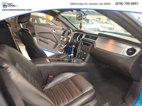 Used 2010 Ford Mustang Coupe RWD image 10