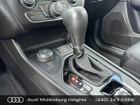 Used 2020 Jeep Cherokee Limited AWD/4WD image 37