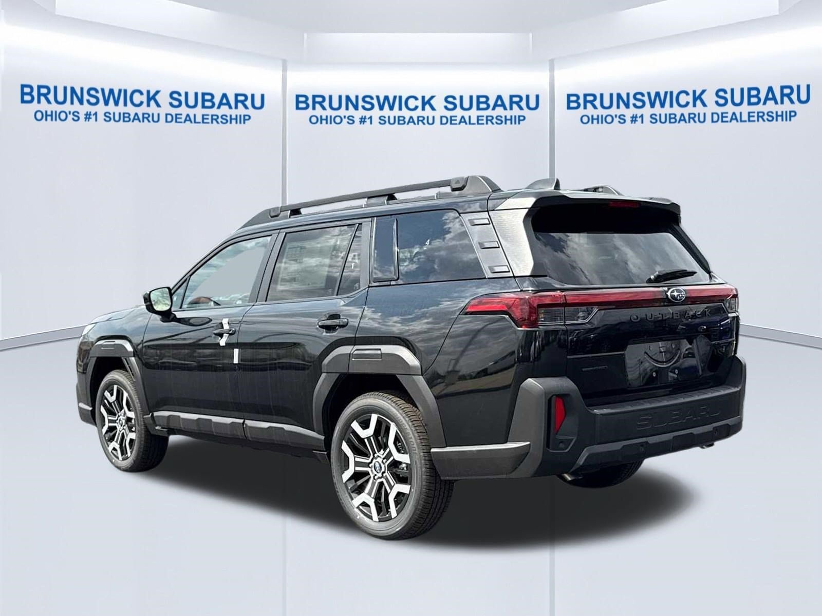 New 2026 Subaru Outback Touring AWD/4WD image 4