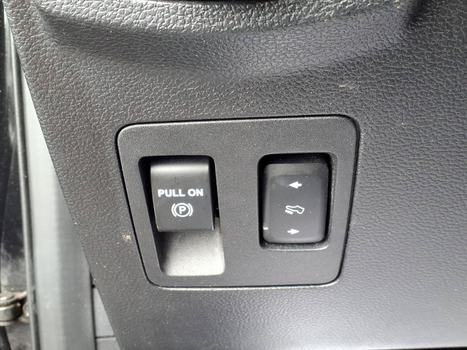 Used 2019 Ford F150 Lariat w/ Equipment Group 502A Luxury AWD/4WD image 20