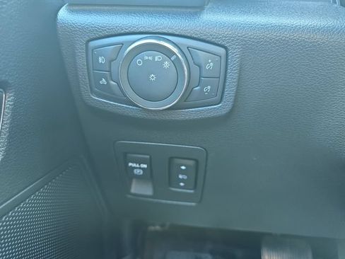 Used 2020 Ford F150 XLT w/ Equipment Group 302A Luxury AWD/4WD image 29