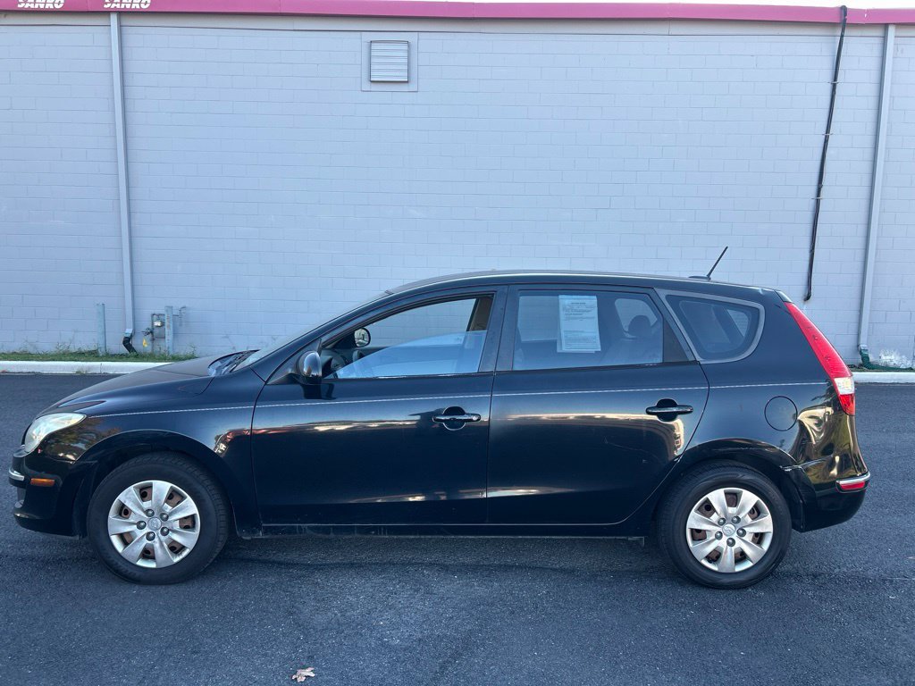 Used 2012 Hyundai Elantra GLS FWD image 8
