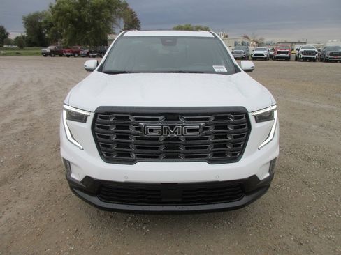 New 2026 GMC Acadia Denali Ultimate image 11