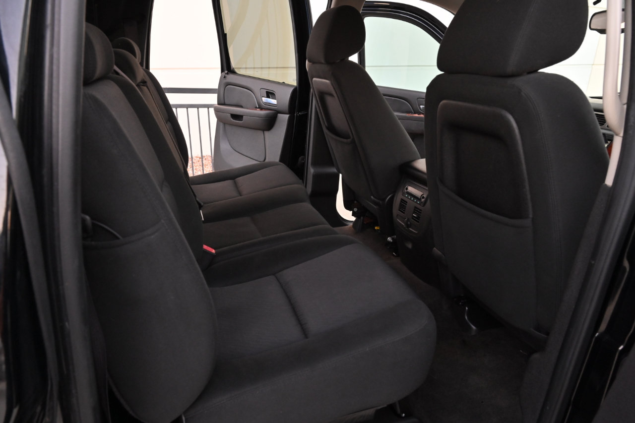 Used 2011 Chevrolet Avalanche LS RWD image 13