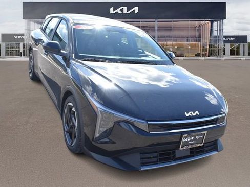 New 2026 Kia K4 EX FWD image 10