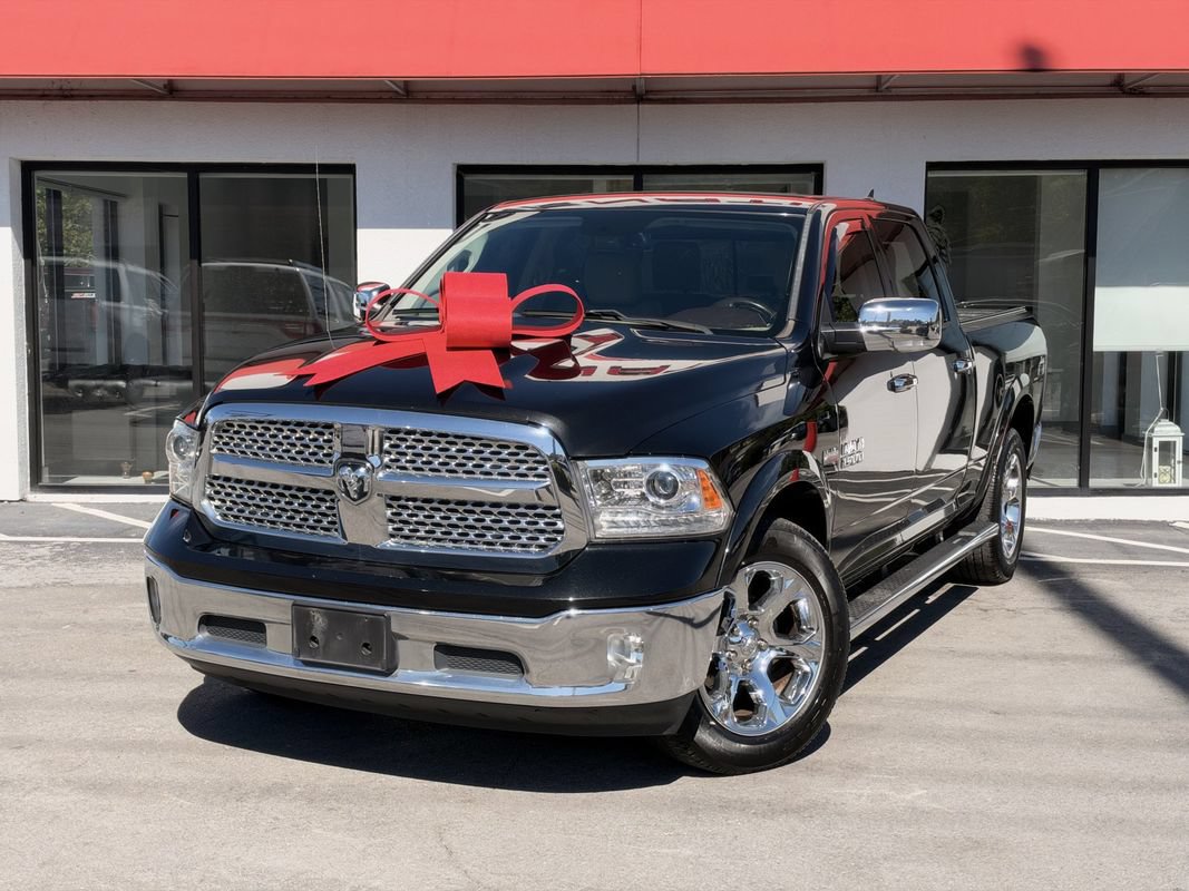 Used 2017 RAM 1500 Laramie w/ Convenience Group AWD/4WD image 1