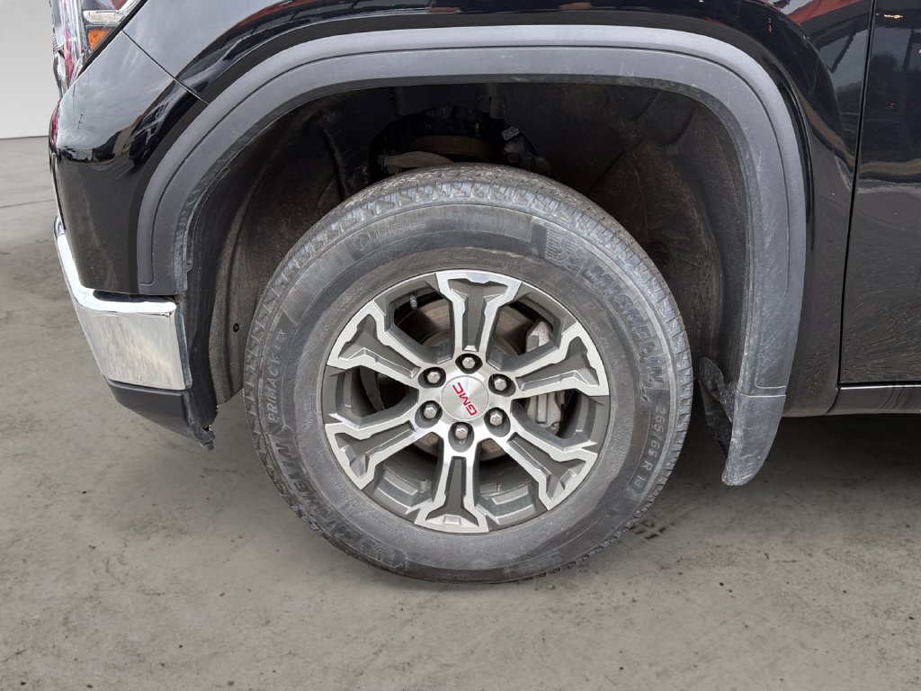 Used 2025 GMC Sierra 1500 SLT AWD/4WD image 14