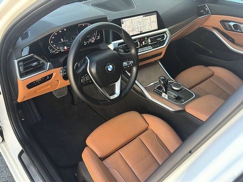 Used 2021 BMW 330i Sedan w/ Convenience Package RWD image 4
