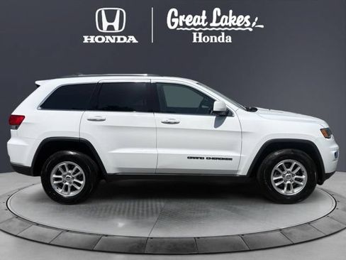 Used 2019 Jeep Grand Cherokee Laredo AWD/4WD image 7