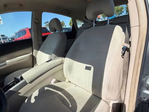 Used 2005 Toyota Prius FWD image 8