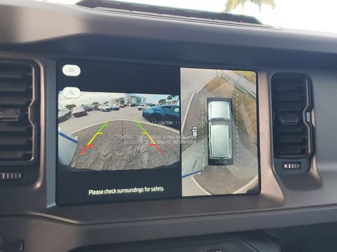 New 2025 Ford Bronco Badlands image 18