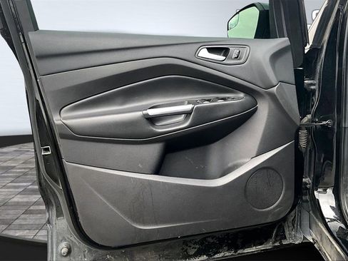 Used 2018 Ford Escape SE w/ SE Sync 3 Package image 11