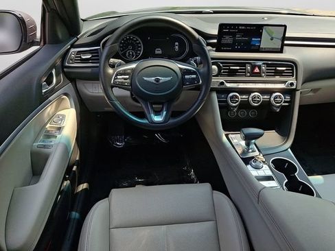 Used 2023 Genesis G70 2.0T RWD image 13