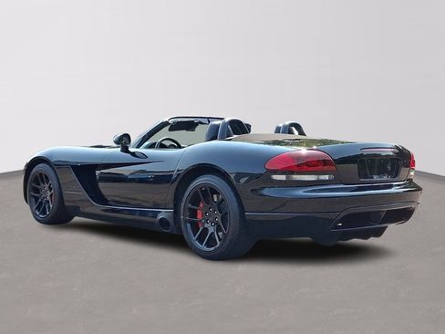 Used 2004 Dodge Viper SRT-10 RWD image 4