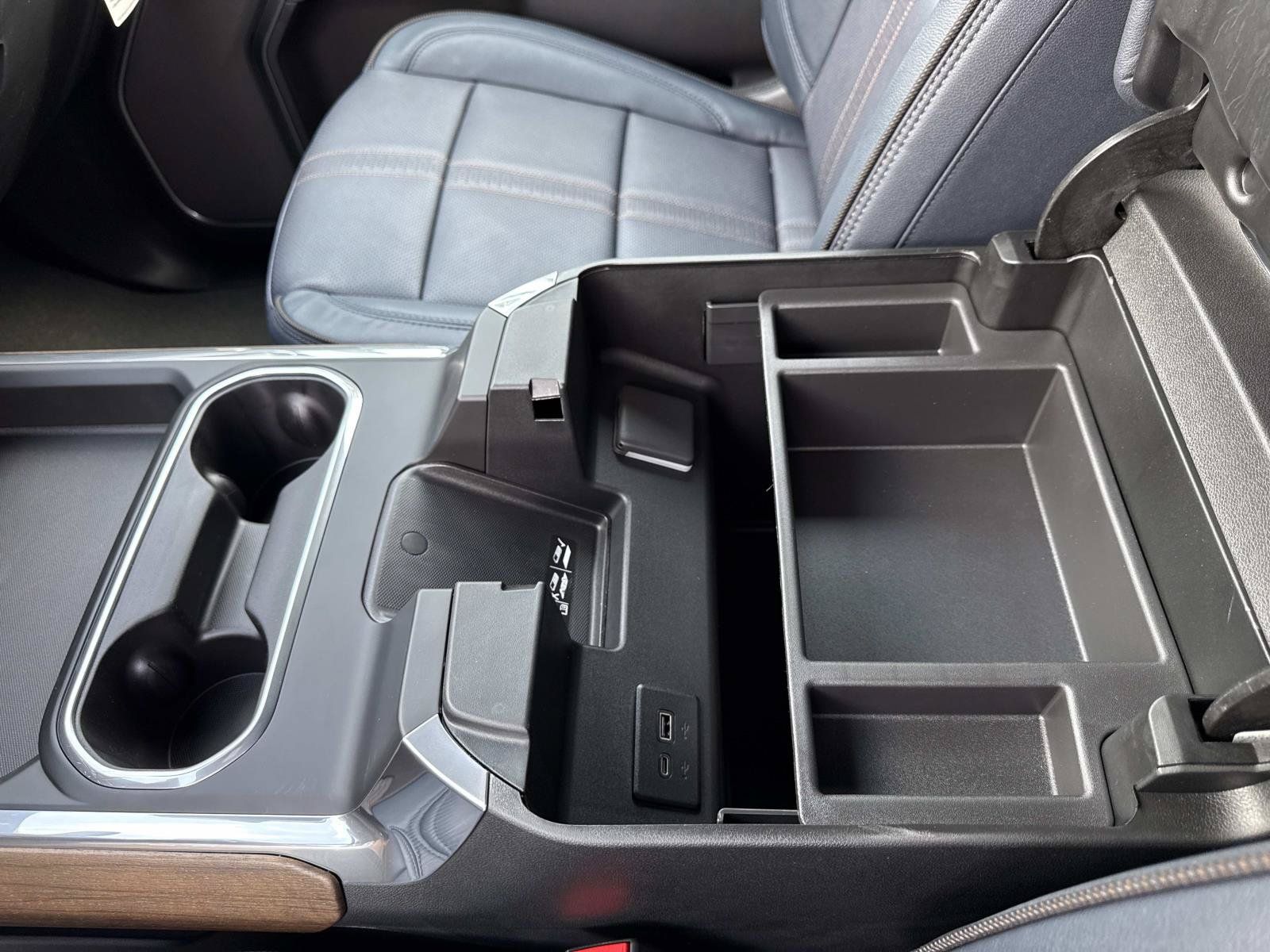 New 2026 Chevrolet Silverado 2500 High Country w/ High Country Premium Package AWD/4WD image 32
