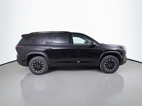 New 2026 Chevrolet Traverse Z71 w/ LPO, Floor Liner Package AWD/4WD image 4