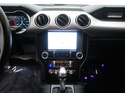 Used 2022 Ford Mustang GT Premium w/ Equipment Group 401A RWD image 21