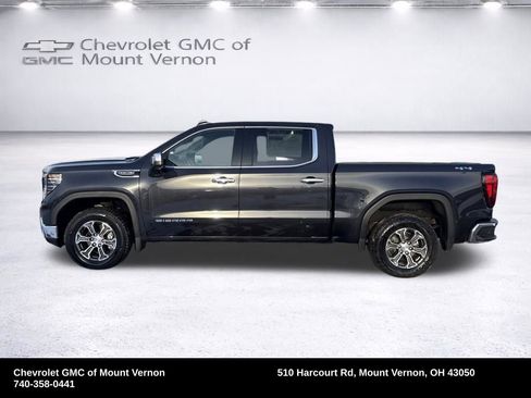 Used 2025 GMC Sierra 1500 SLT image 2
