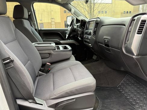 Used 2018 Chevrolet Silverado 2500 LT w/ LT Convenience Package image 10