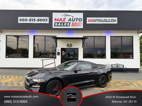 Used 2018 Ford Mustang Coupe RWD image 1