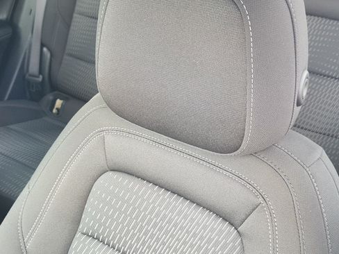 Used 2026 Chevrolet Equinox LT FWD image 15