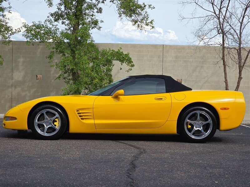Used 2000 Chevrolet Corvette Convertible w/ Memory Pkg RWD image 9