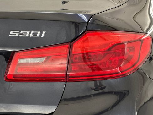 Used 2020 BMW 530i w/ M Sport Package RWD image 12