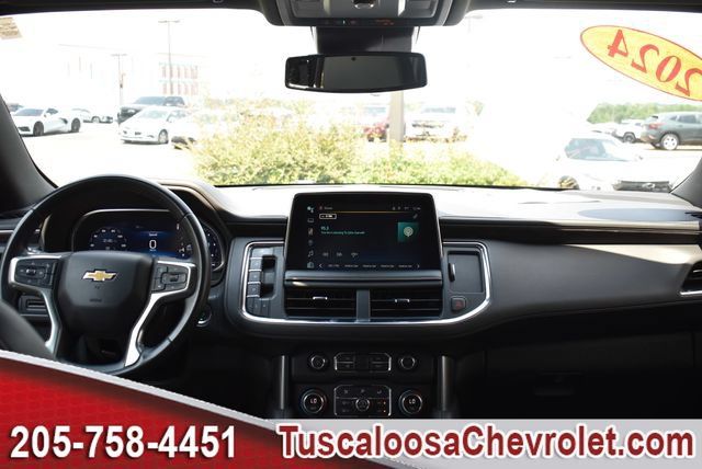 Certified 2024 Chevrolet Suburban LT AWD/4WD image 3