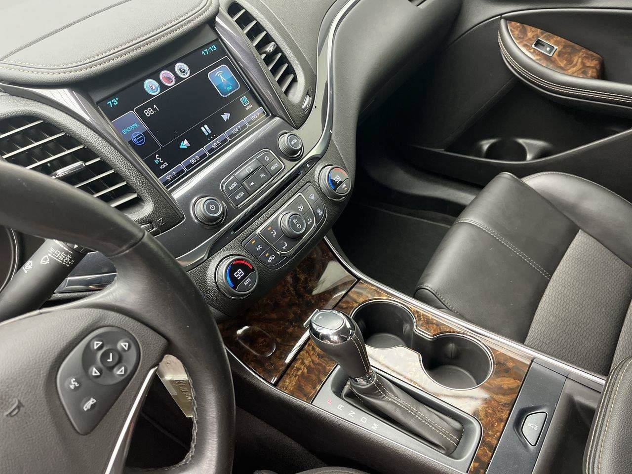 Used 2015 Chevrolet Impala LT w/ Convenience Package FWD image 15