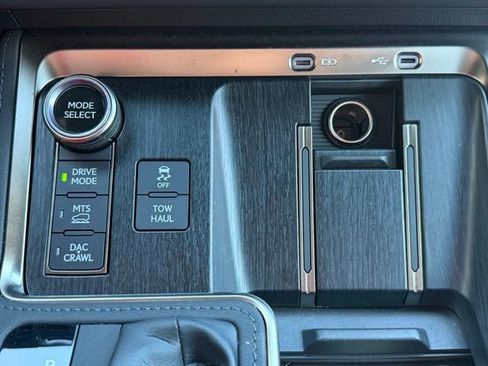 Used 2024 Lexus GX 550 550 Overtrail+ image 21