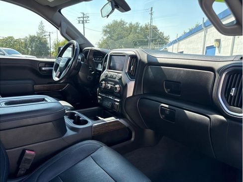 Used 2021 GMC Sierra 1500 Elevation w/ Preferred Package image 21
