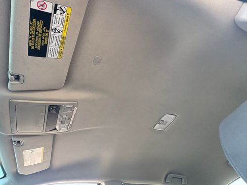 Used 2020 Toyota Tacoma SR w/ SR Convenience Package image 27