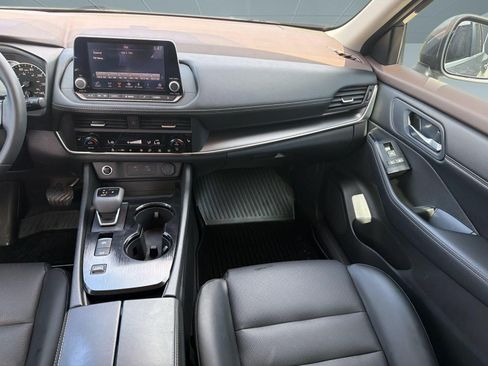 Used 2023 Nissan Rogue SV w/ SV Premium B Package FWD image 28