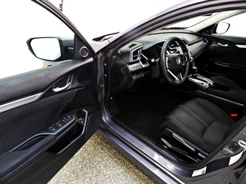 Used 2016 Honda Civic EX image 10