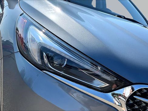 Used 2020 Buick Enclave Avenir w/ Avenir Technology Package FWD image 27