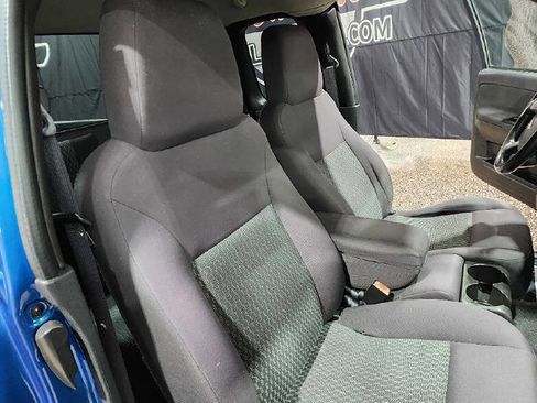 Used 2012 GMC Canyon SLE image 13