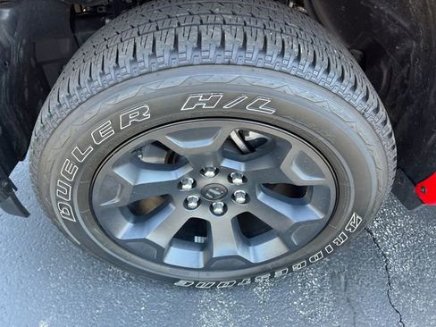 Used 2025 RAM 1500 Big Horn AWD/4WD image 24