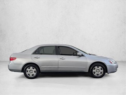 Used 2005 Honda Accord LX image 4