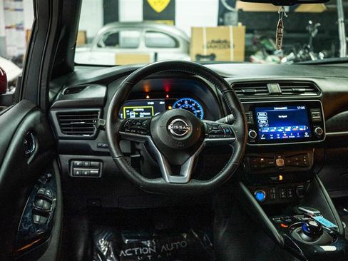 Used 2024 Nissan Leaf SV Plus image 14