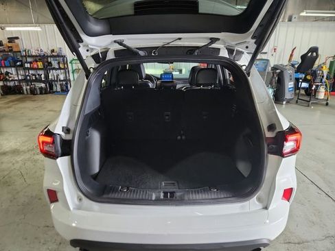 Used 2023 Ford Escape ST-Line FWD image 23