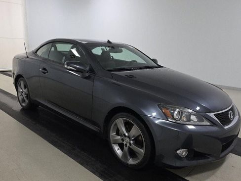 Used 2011 Lexus IS 250C image 3