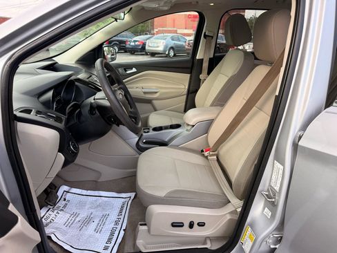 Used 2014 Ford Escape SE image 11