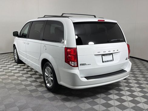 Used 2014 Dodge Grand Caravan SXT FWD image 7