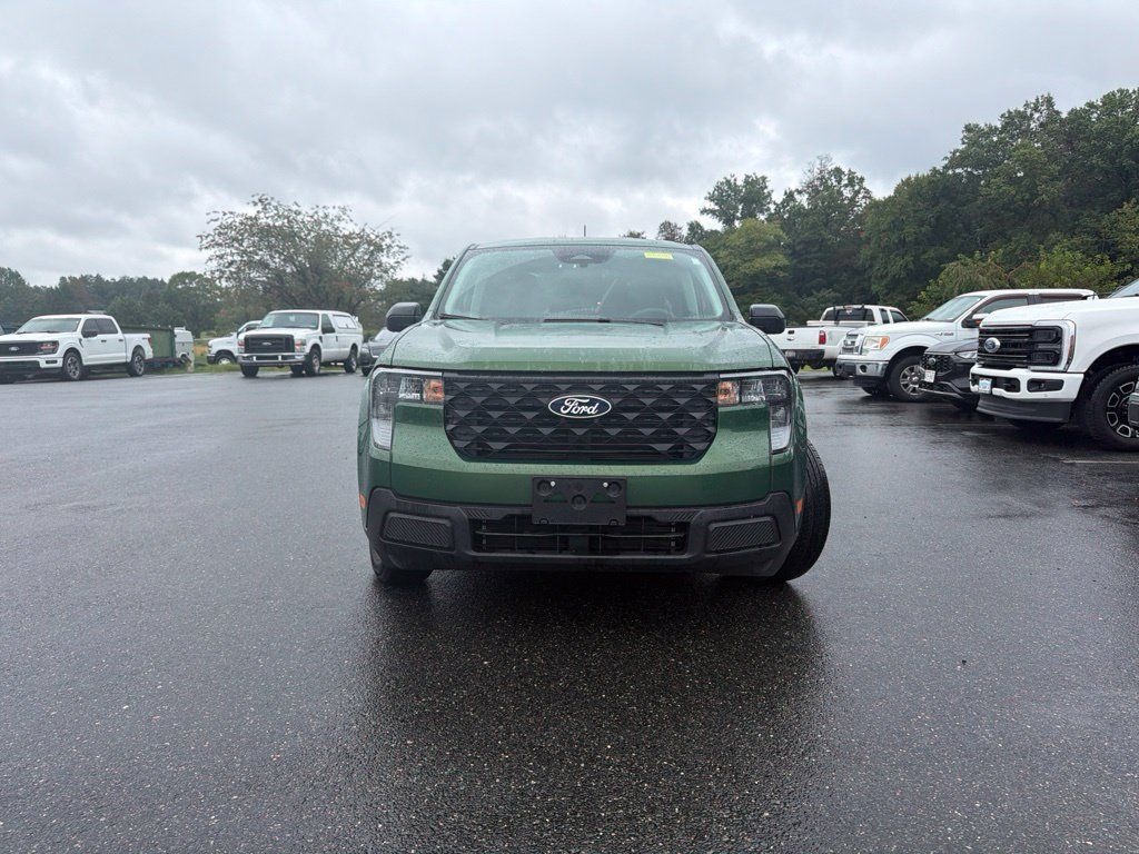 Used 2025 Ford Maverick XL w/ Equipment Group 101A AWD/4WD image 2