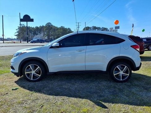 Used 2021 Honda HR-V EX-L image 3