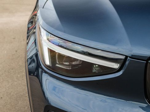 New 2026 Volvo XC40 B5 Plus w/ Protection Package Premier image 15