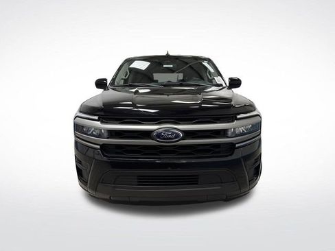 Used 2024 Ford Expedition Max XLT image 11