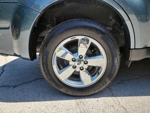 Used 2011 Ford Escape Limited w/ 301A Rapid Spec Order Code FWD image 10