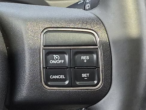 Used 2011 Jeep Compass Latitude w/ Sun/Sound Group AWD/4WD image 26