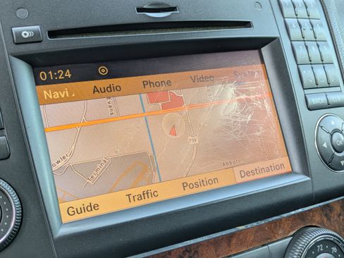 Used 2010 Mercedes-Benz ML 350 2WD image 32